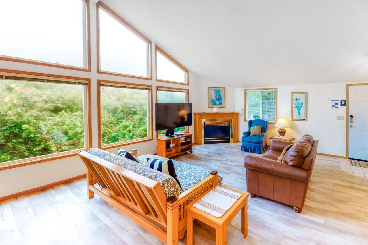 Captain Bill'S Beachhouse Линкольн-Сити Экстерьер фото